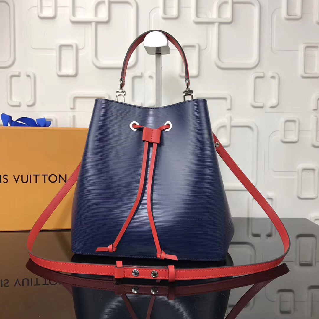L0vis Vvtt0n Lockme Bucket EPI Leather in Blue