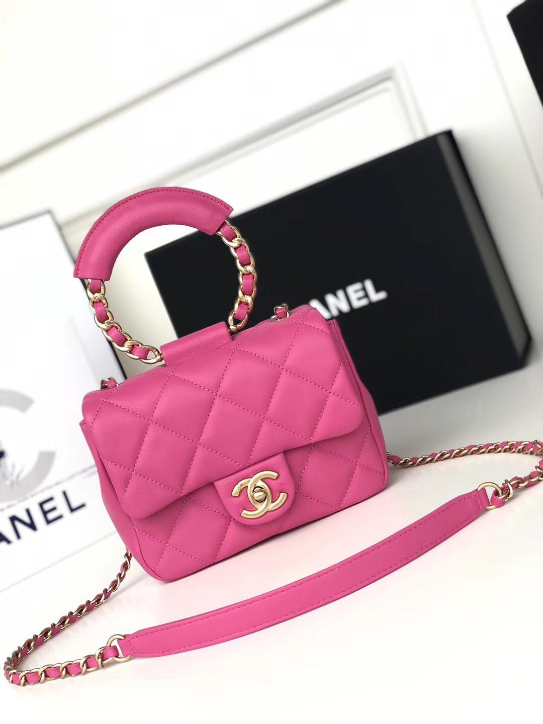 Ch**el Small Flap Bag Lambskin 20cm