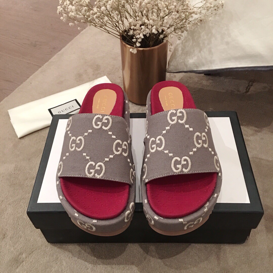 Gvc*1 Sandals 013