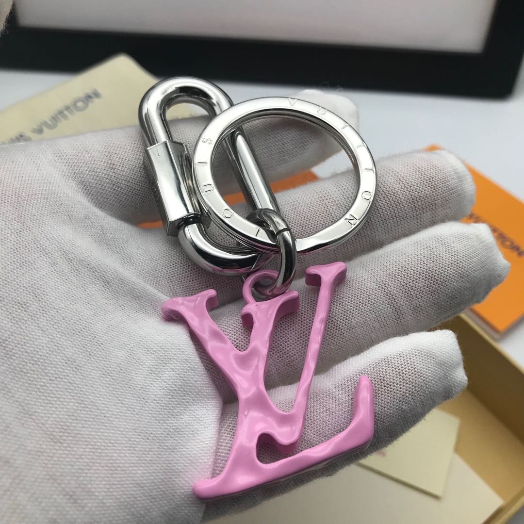 L0vis Vvtt0n Key Holder 002