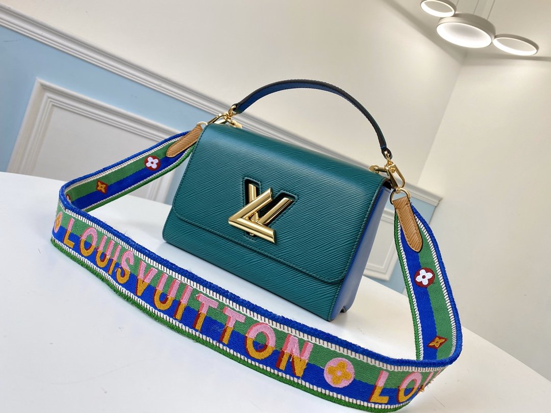 L0vis Vvtt0n Twist Strap MM Bag Epi Leather 001