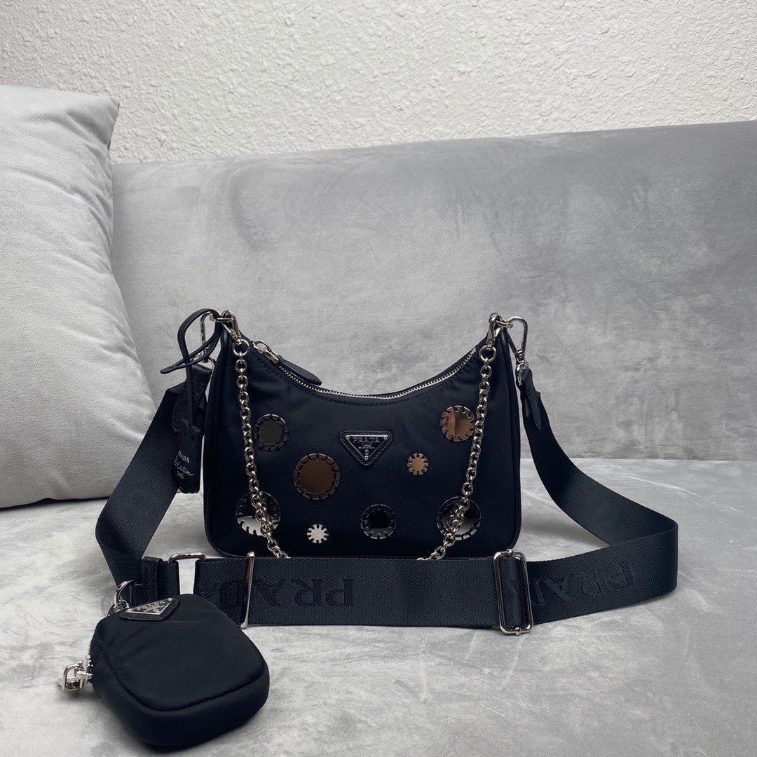 Pra*a 1BH204 Nylon Hobo Bag 22cm