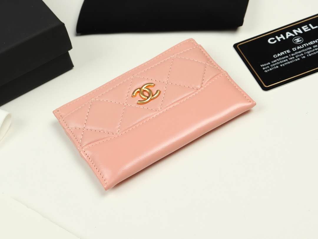 Ch**el card holder pink