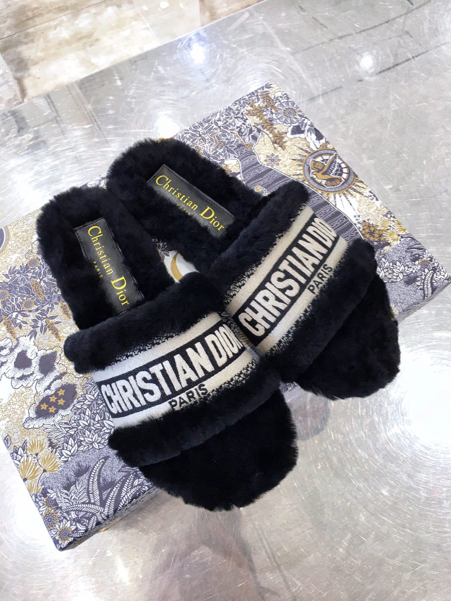 D10r slippers 003
