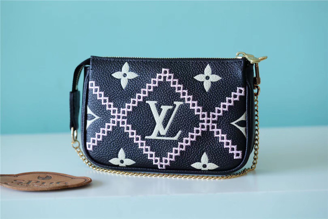 L0vis Vvtt0n Mini Pochette Accessoires 15cm 001