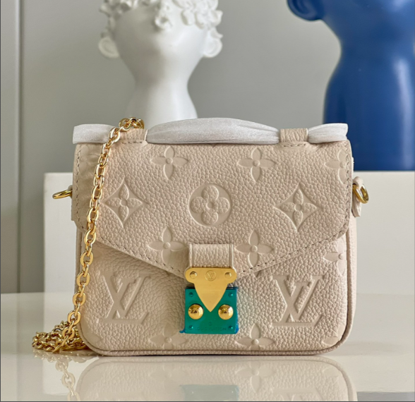 L0vis Vvtt0n Pochette Metis Mini Bag White M81390
