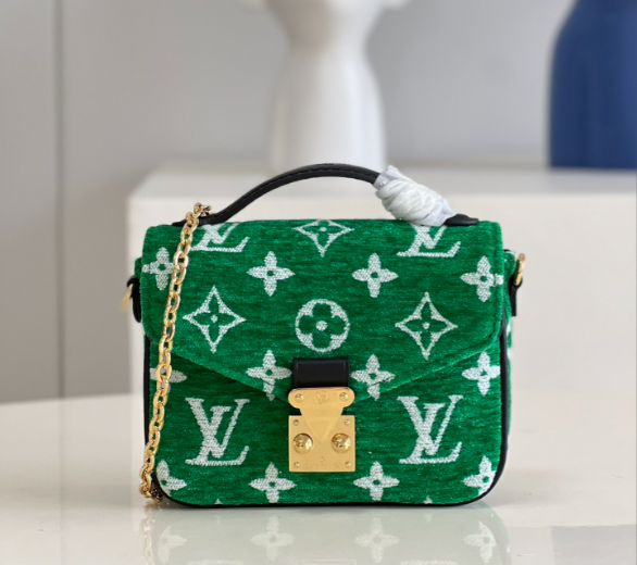 LV MICRO MÉTIS BAG M81494