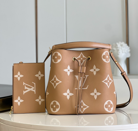 L0vis Vvtt0n Neonoe Bag M45080