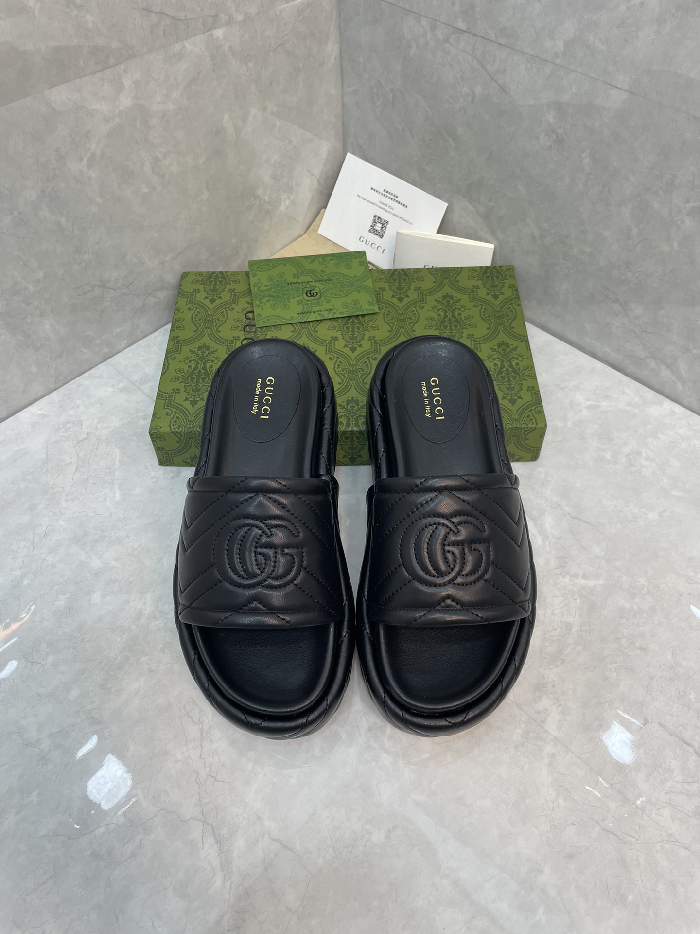 Bagsaaa Gvc*1 Interlocking G Slides Black