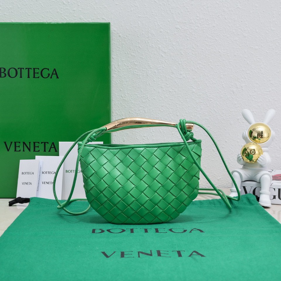 Bagsaaa B0tt*ga Ven*ta Sardine Top Handle Green Bag - 20*12*2.5cm