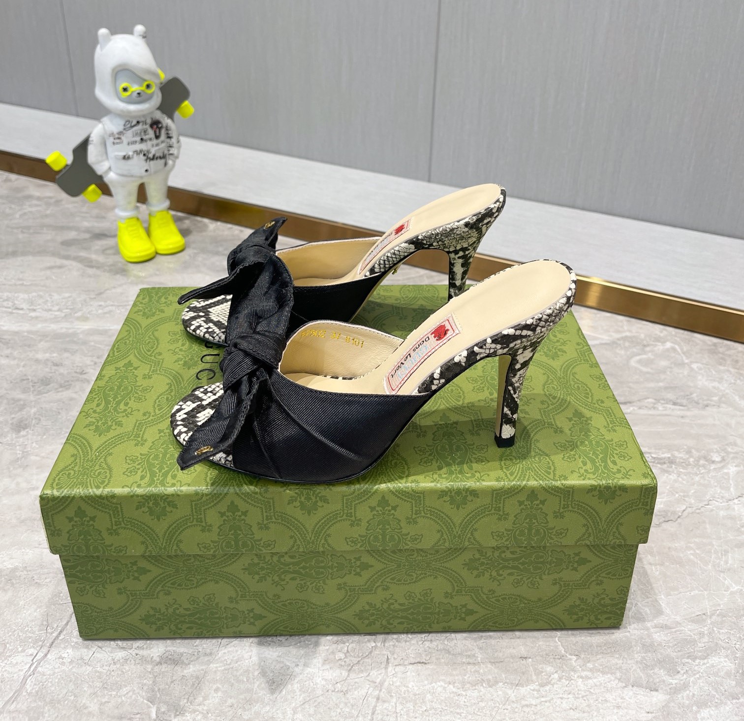 Bagsaaa Gvc*1 Leather Black Mules