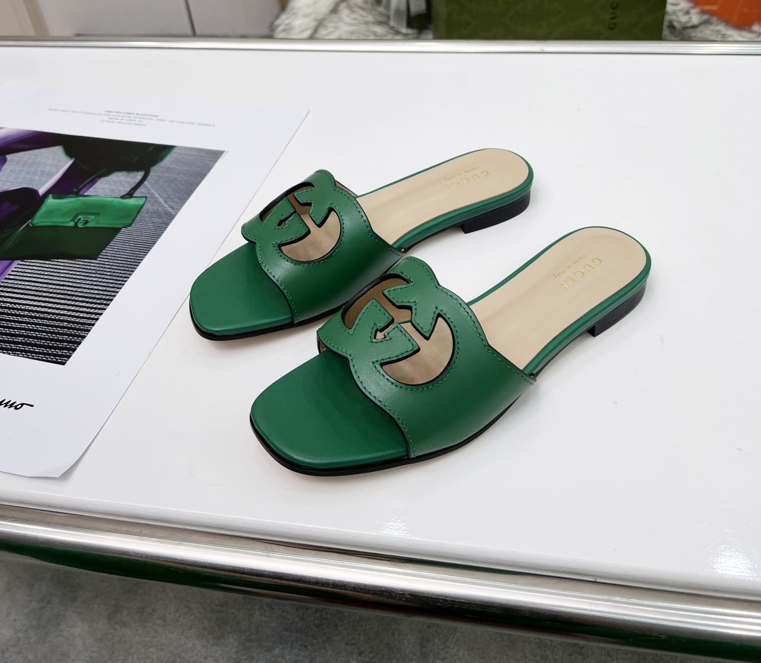 Bagsaaa Gvc*1 Women's Interlocking G cut-out slide sandal green