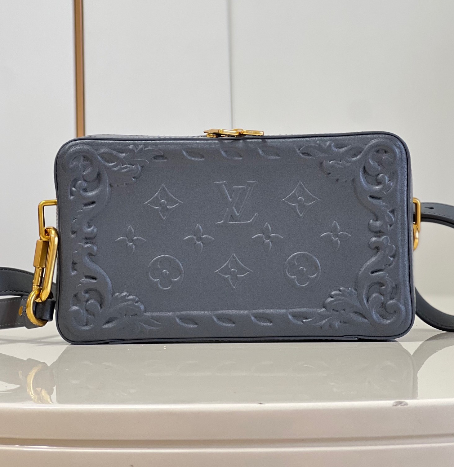 Bagsaaa L0vis Vvtt0n Soft Trunk Wearable Wallet Dark Shadow Gray - 22.5 x 14 x 5 cm
