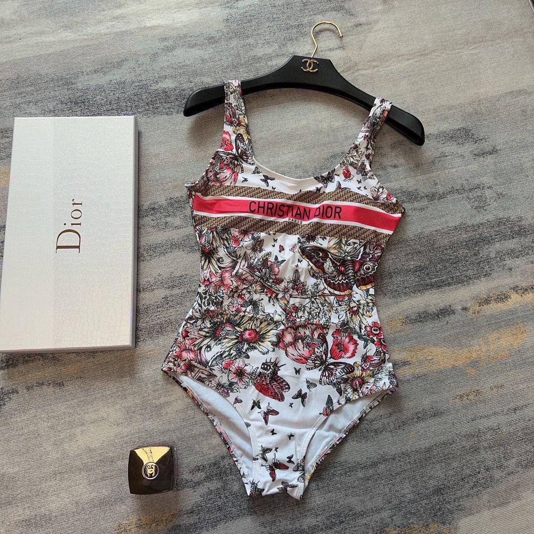 Bagsaaa D10r Swimwear One Piece Pink