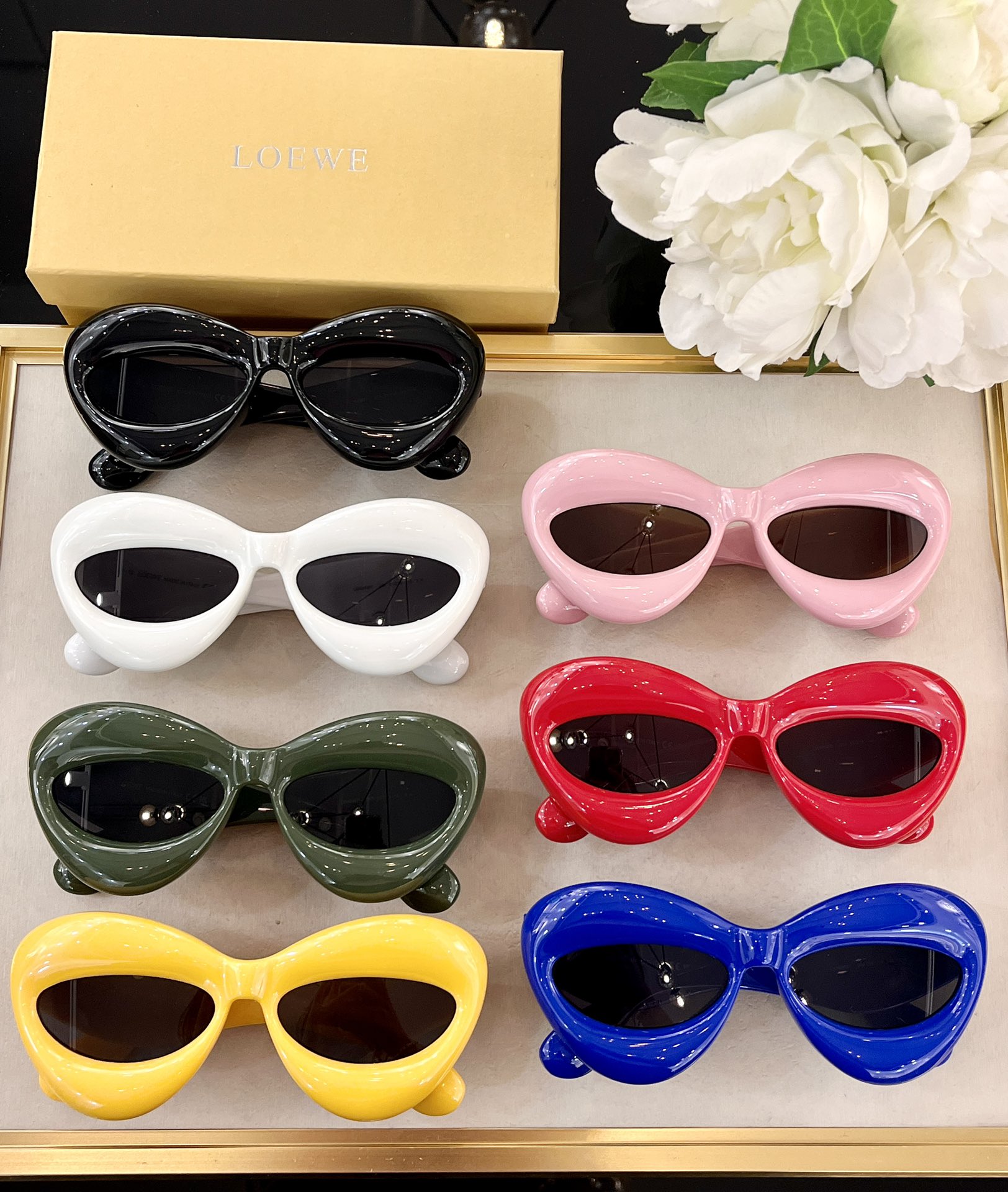 Bagsaaa L0ew* Inflated Cat-Eye Sunglasses