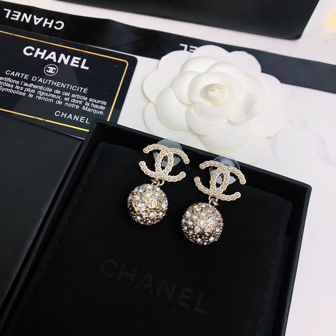 Bagsaaa Ch**el Crystal Ball Drop Earrings
