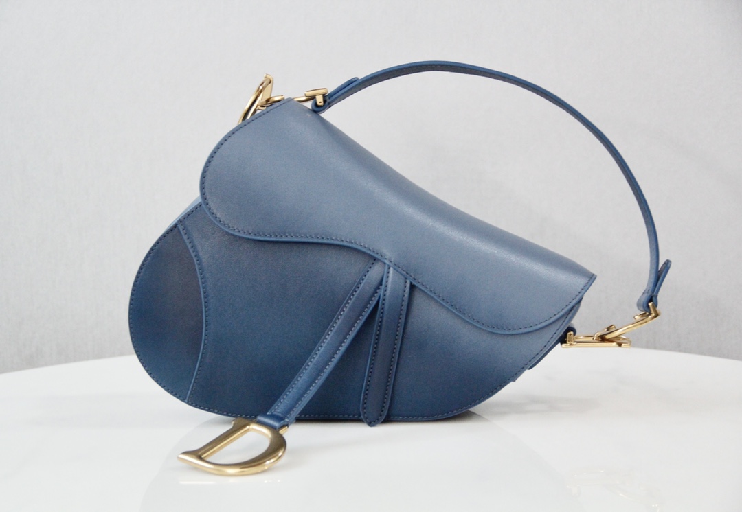 Bagsaaa D10r Saddle Ombre Blue Leather -25.5 x 20 x 6.5 cm