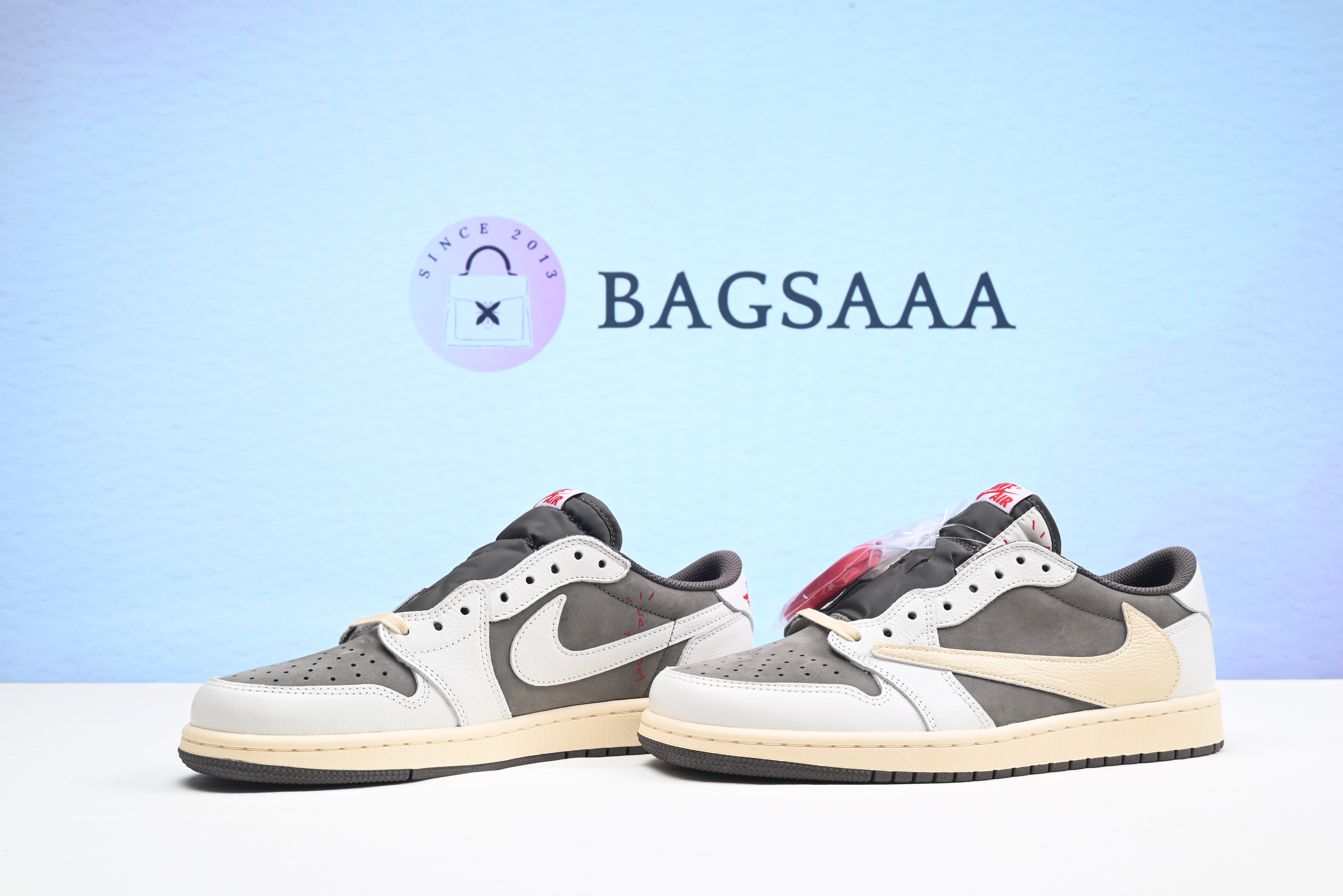 Bagsaaa TRAVIS SCOTT X AIR JORDAN 1 LOW OG REVERSE MOCHA