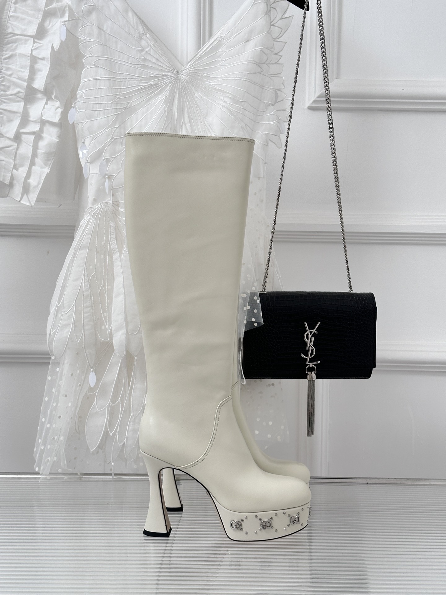 Bagsaaa Gvc*1 GG studded leather ankle long boots white