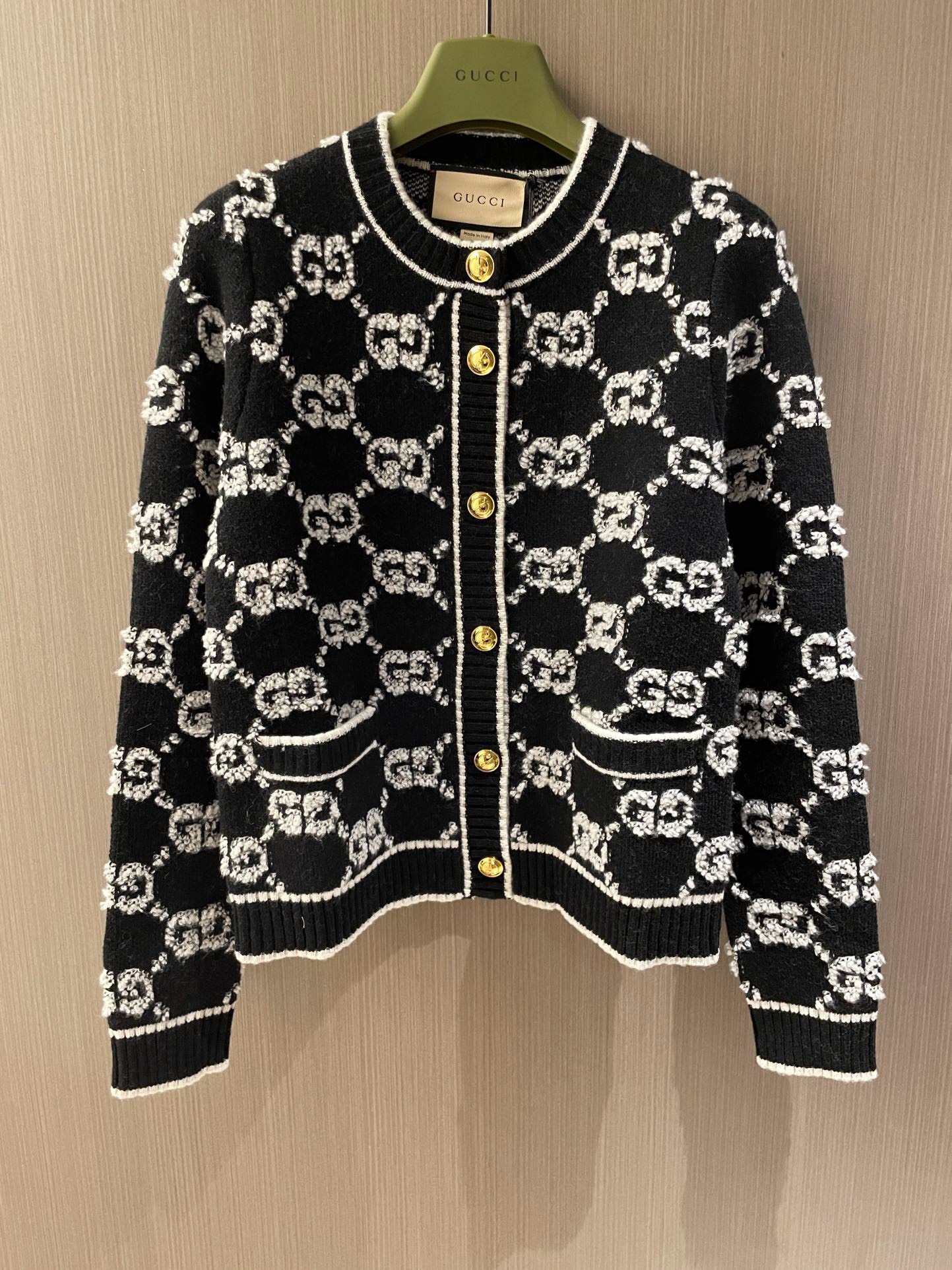 Bagsaaa Gvc*1 Cardigan In Black 02
