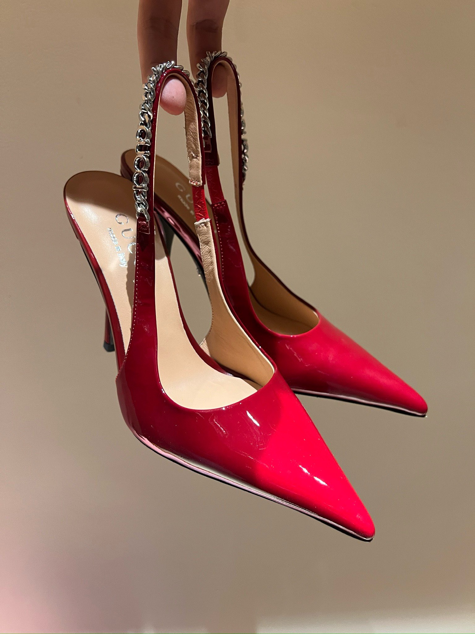 Bagsaaa Gvc*1 Pump In Red Patent