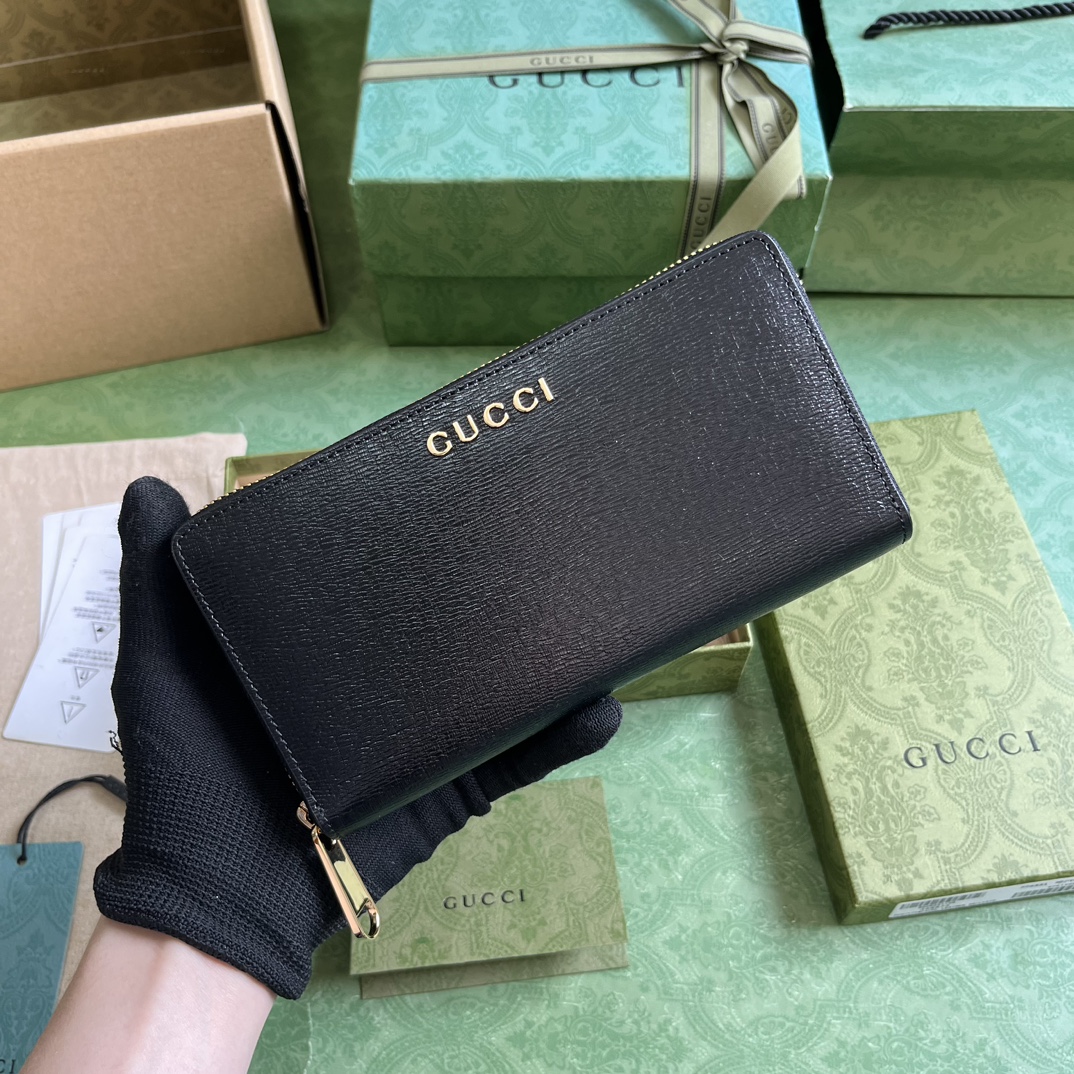 Bagsaaa Gvc*1 Zippy Wallet With Gvc*1 Script Black - W20cm x H12.5cm x D4cm