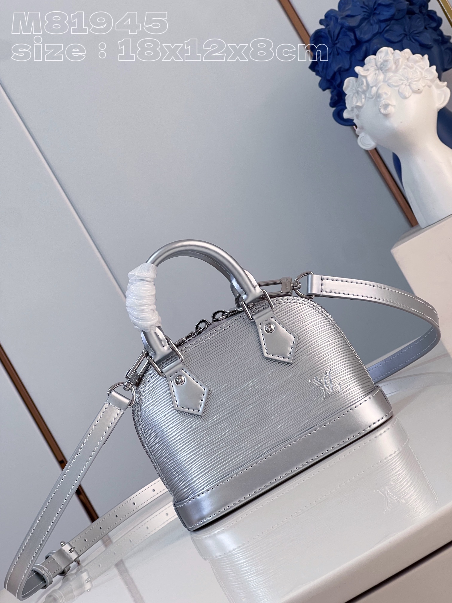 Bagsaaa L0vis Vvtt0n Alma Nano Epi Silver Leather - 18 x 12 x 8 cm