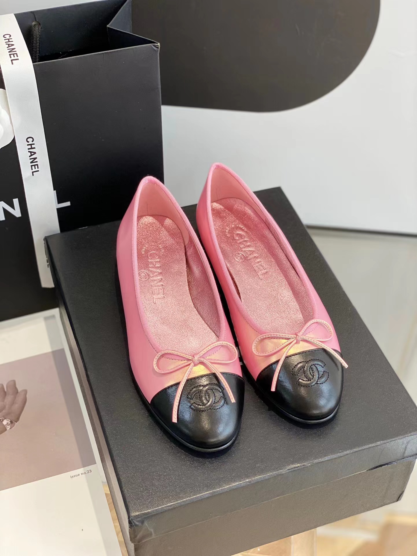 Bagsaaa Ch**el Ballerinas Pink 