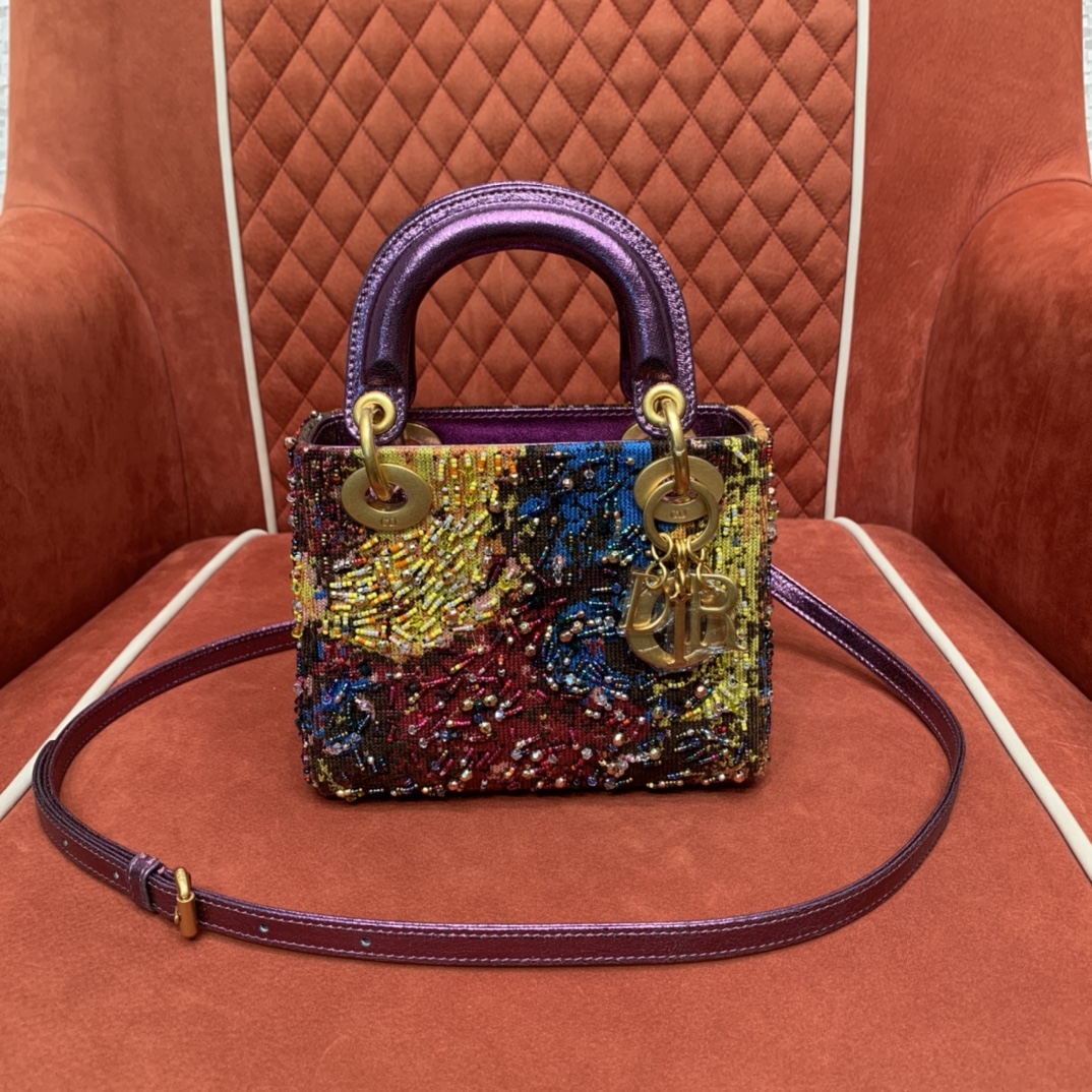 Bagsaaa D10r Mini Lady Art Multicolor - 17 x 15 x 7cm
