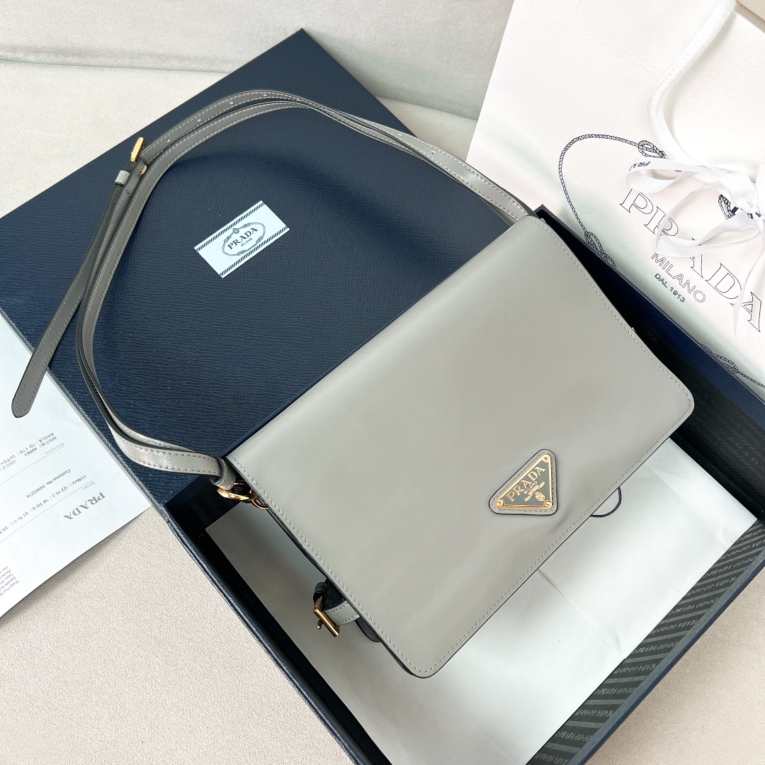 Bagsaaa Pra*a Leather shoulder bag gray - 22*13*8cm