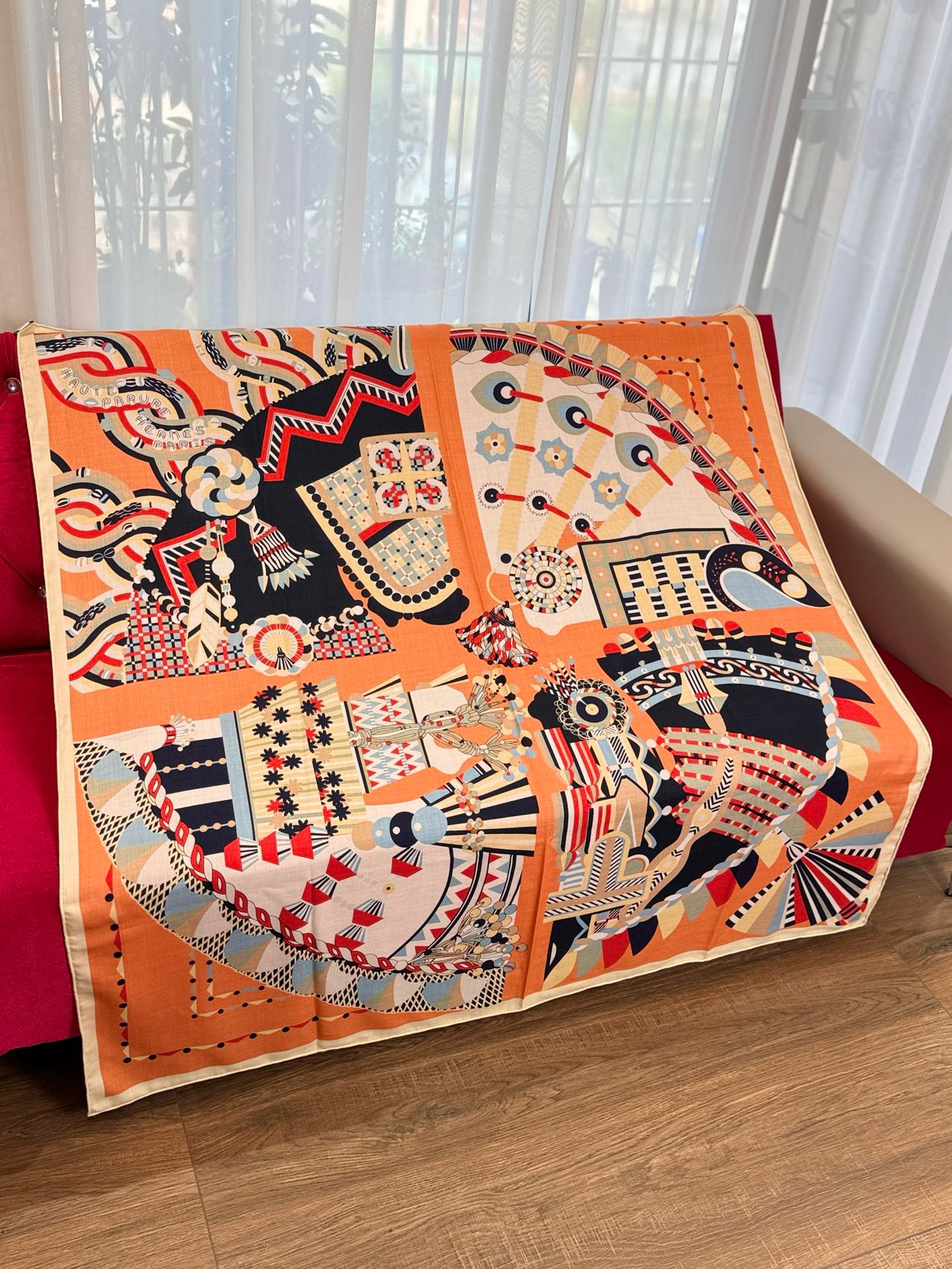 Bagsaaa H**me5 Scarf - 140x140 cm