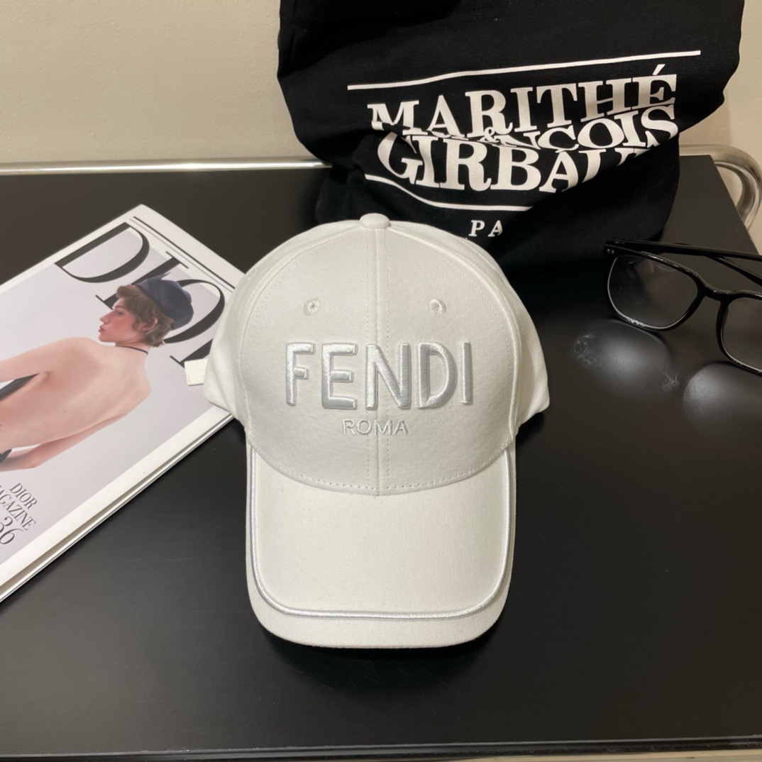 Bagsaaa F**di Hat