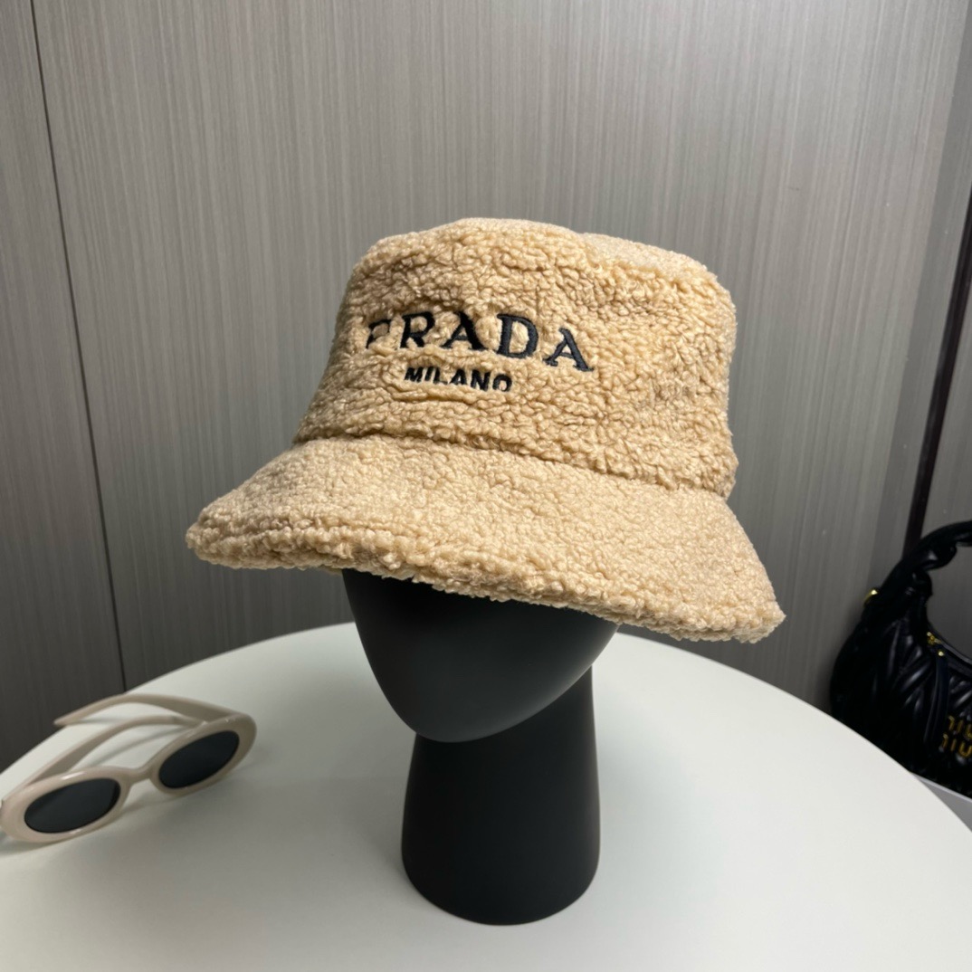Bagsaaa Pra*a Hat 03