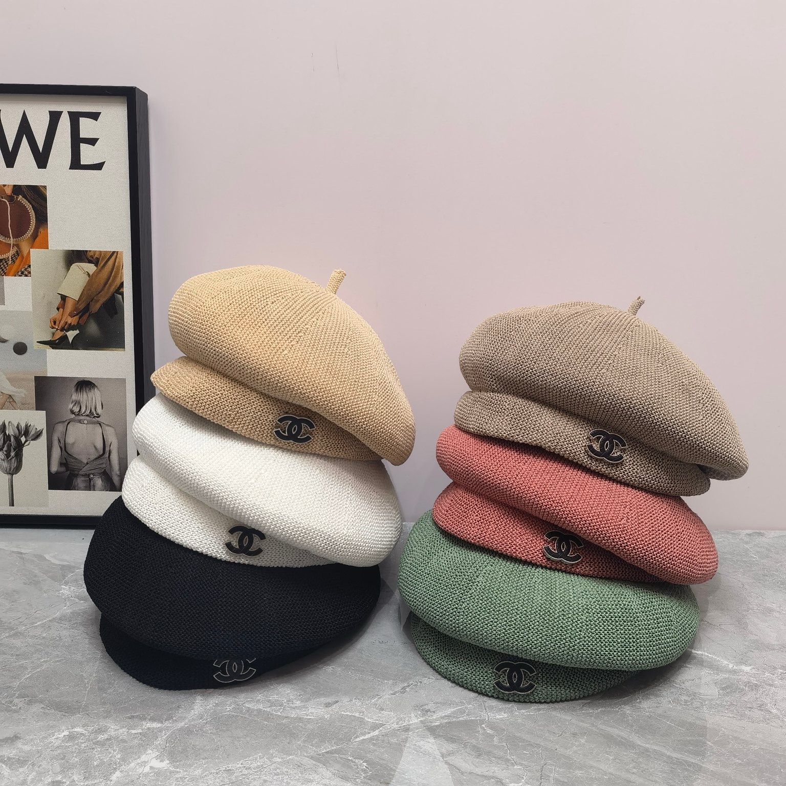 Bagsaaa Ch**el Beret Hat