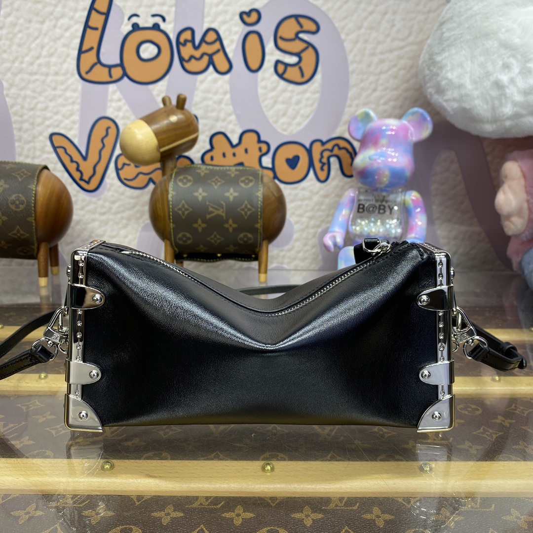 Bagsaaa L0vis Vvtt0n M25445 Slim Trunk Black - 23 x 12 x 4 cm
