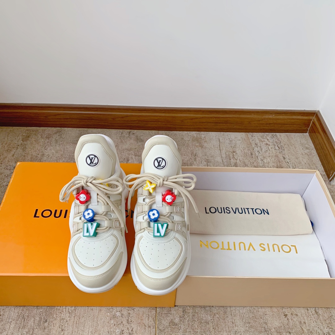 Bagsaaa L0vis Vvtt0n LV Archlight Sneaker Beige