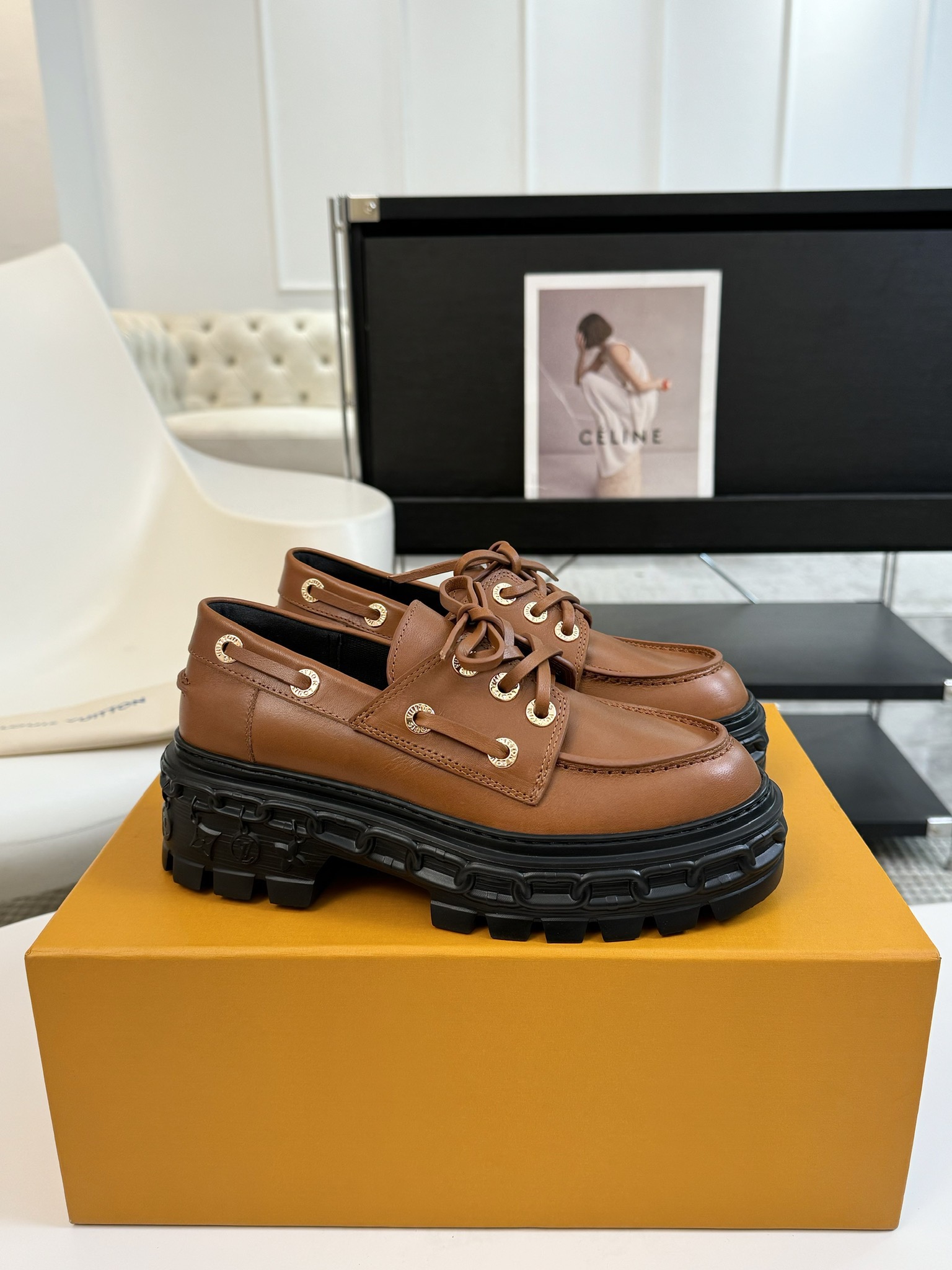 Bagsaaa L0vis Vvtt0n LV Record Boat Shoe Brown