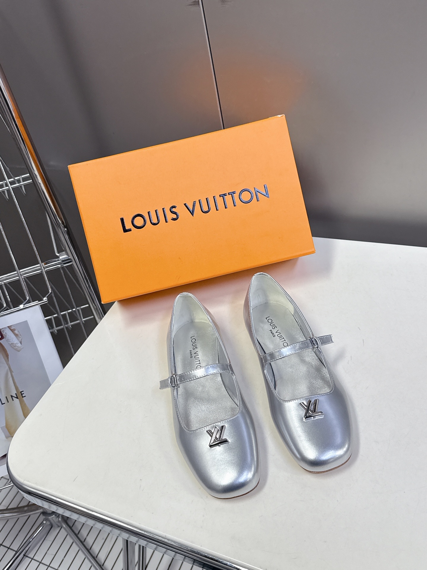 Bagsaaa LV Swing Flat Mary Jane Ballerina