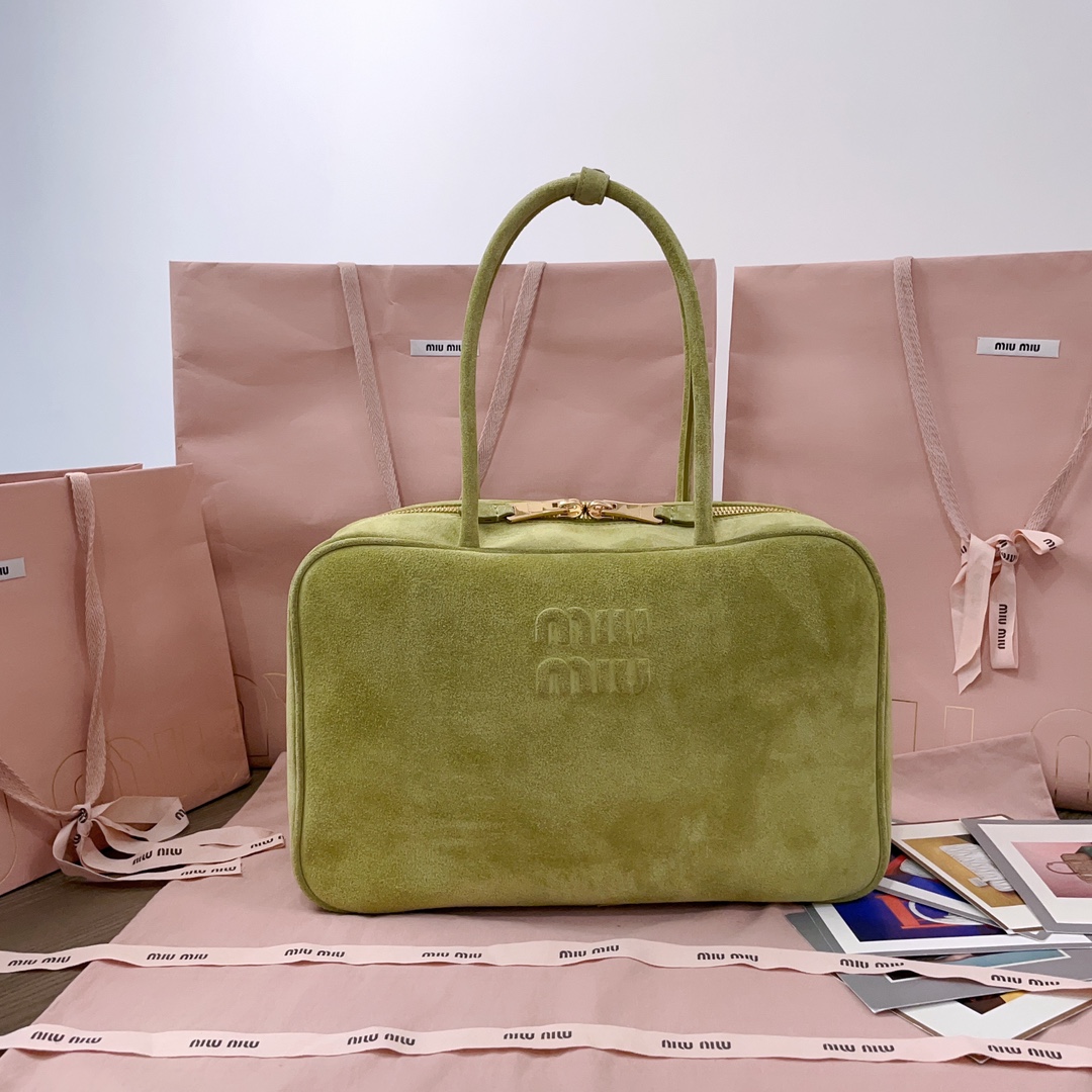 Bagsaaa Miu Miu Beau bag 5BB117 green suede - 34x23x10 cm