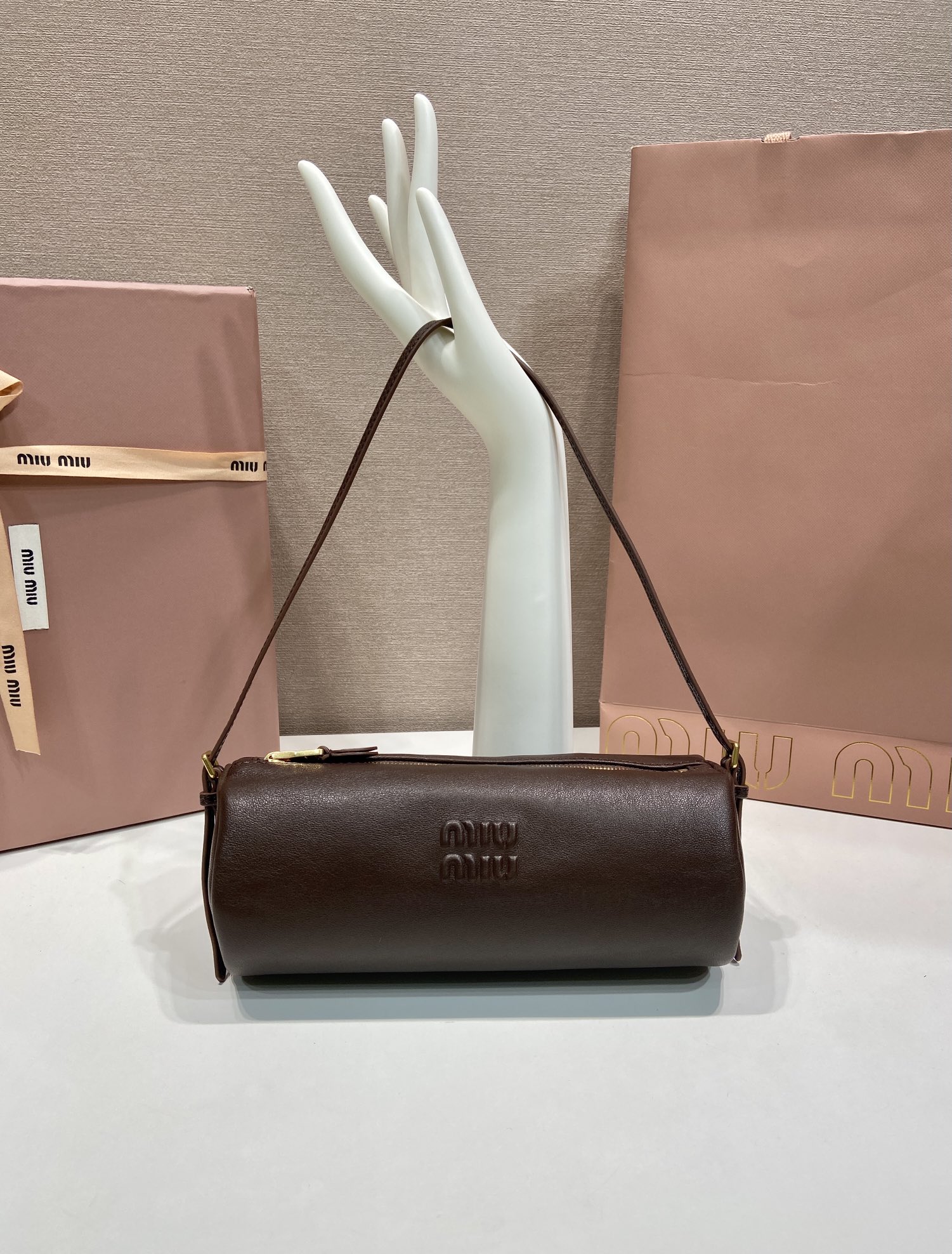 Bagsaaa Miu Miu Suede pouch 5NE851 dark brown - 22cm